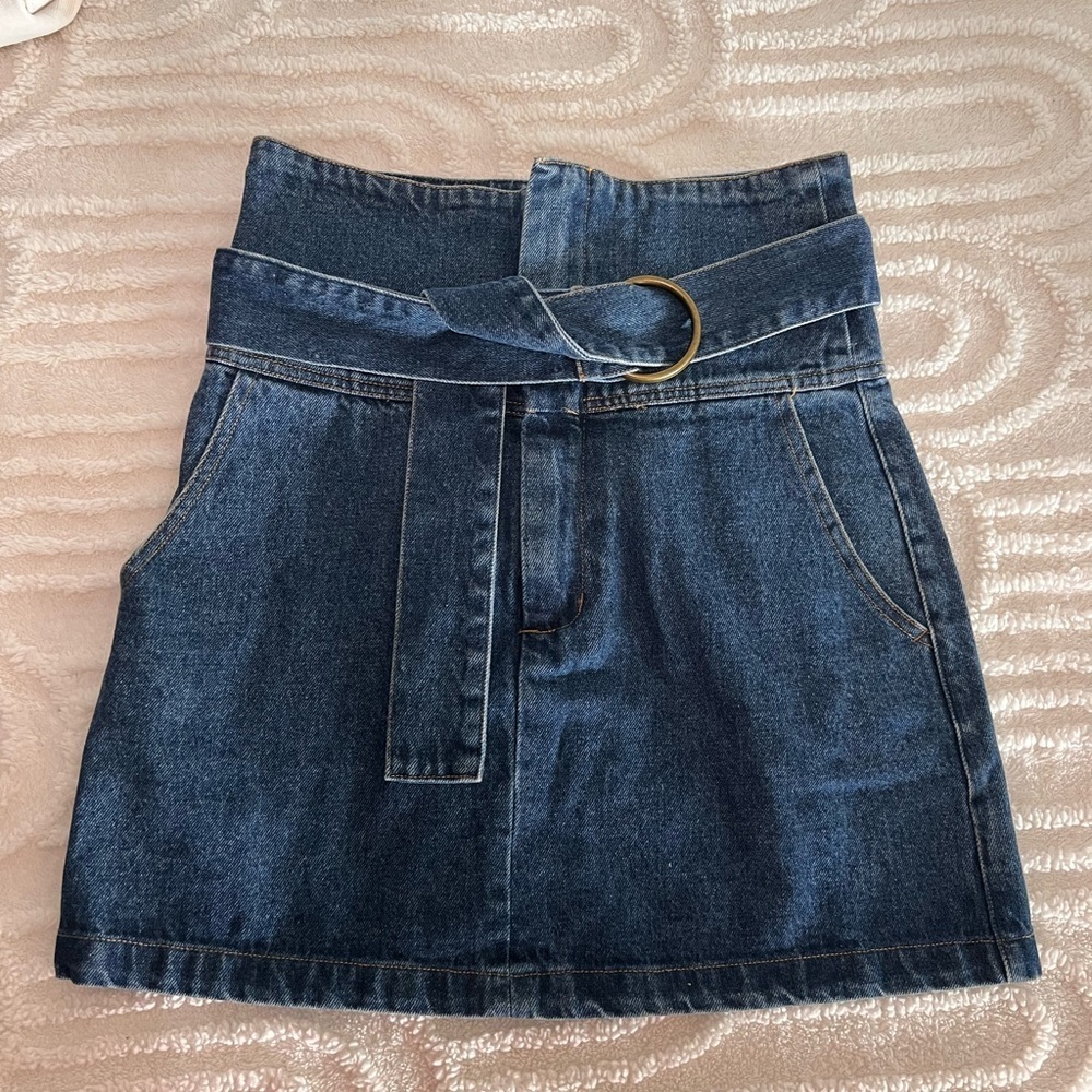 Denim Mini skirt with belt - Picture 4 of 5